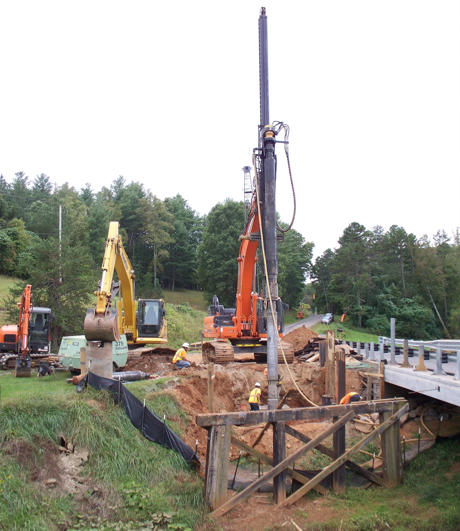 Pile Driving & Piling project photograph 1